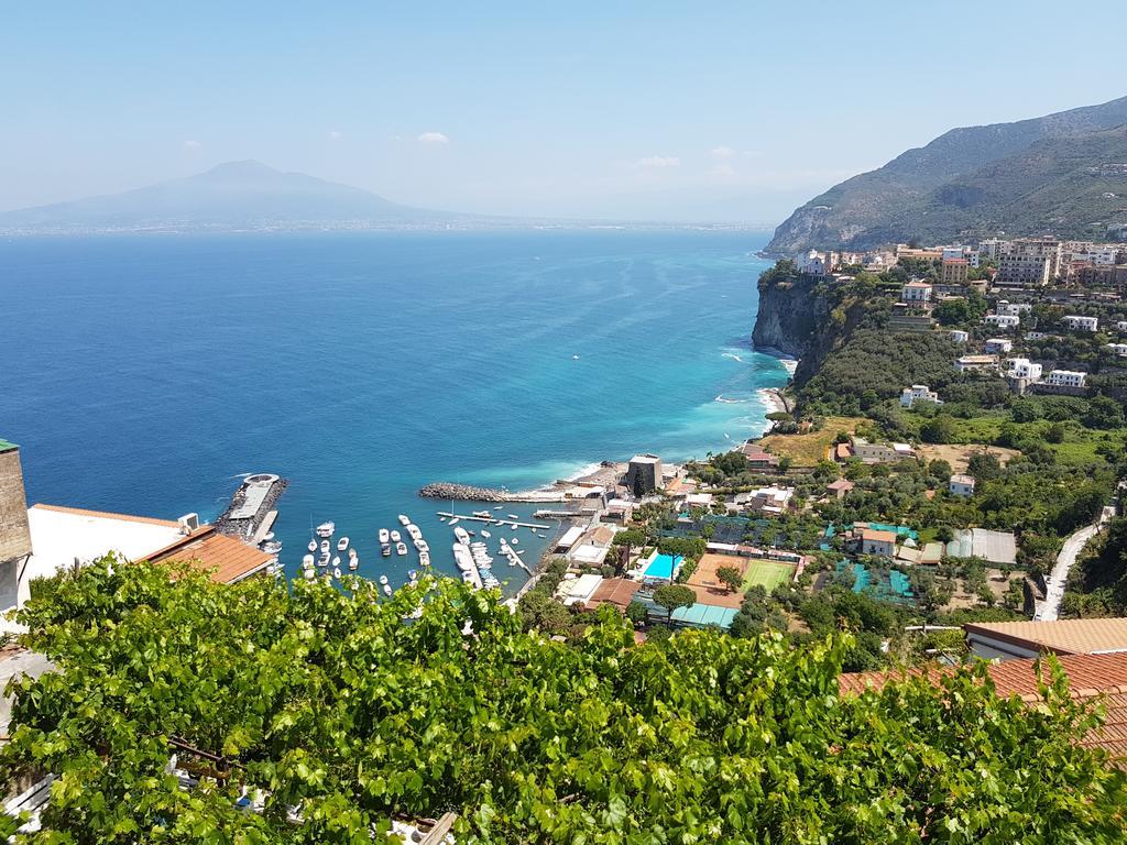 Апартаменти Dimora Del Conte Sorrento Coast Seaview Віко-Екуенсе Екстер'єр фото